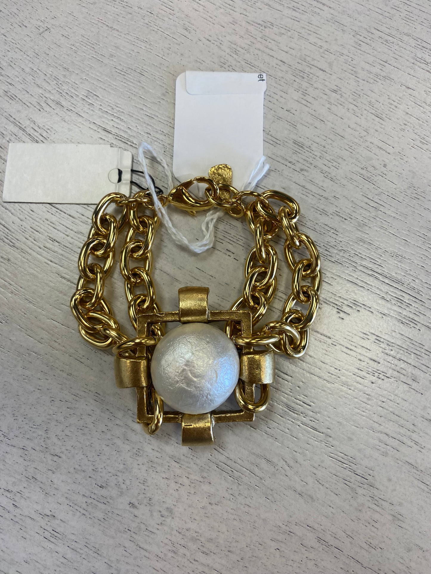 YOCHI Brooklyn Pearl Bracelet