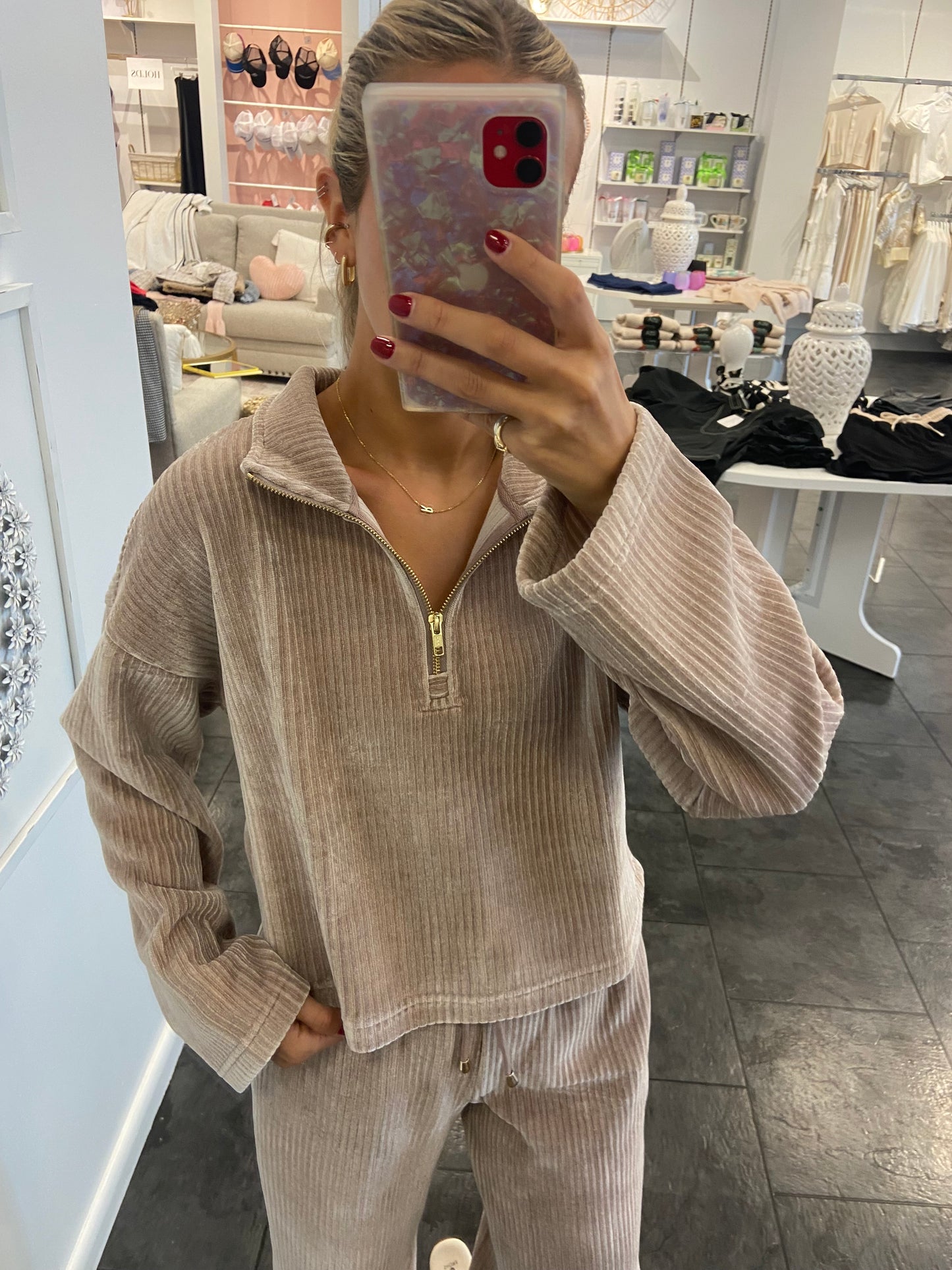 Jodie Pullover