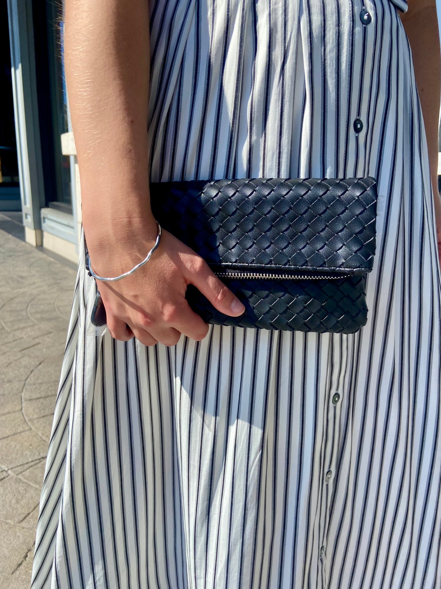 Aria Woven Wristlet Clutch - Black