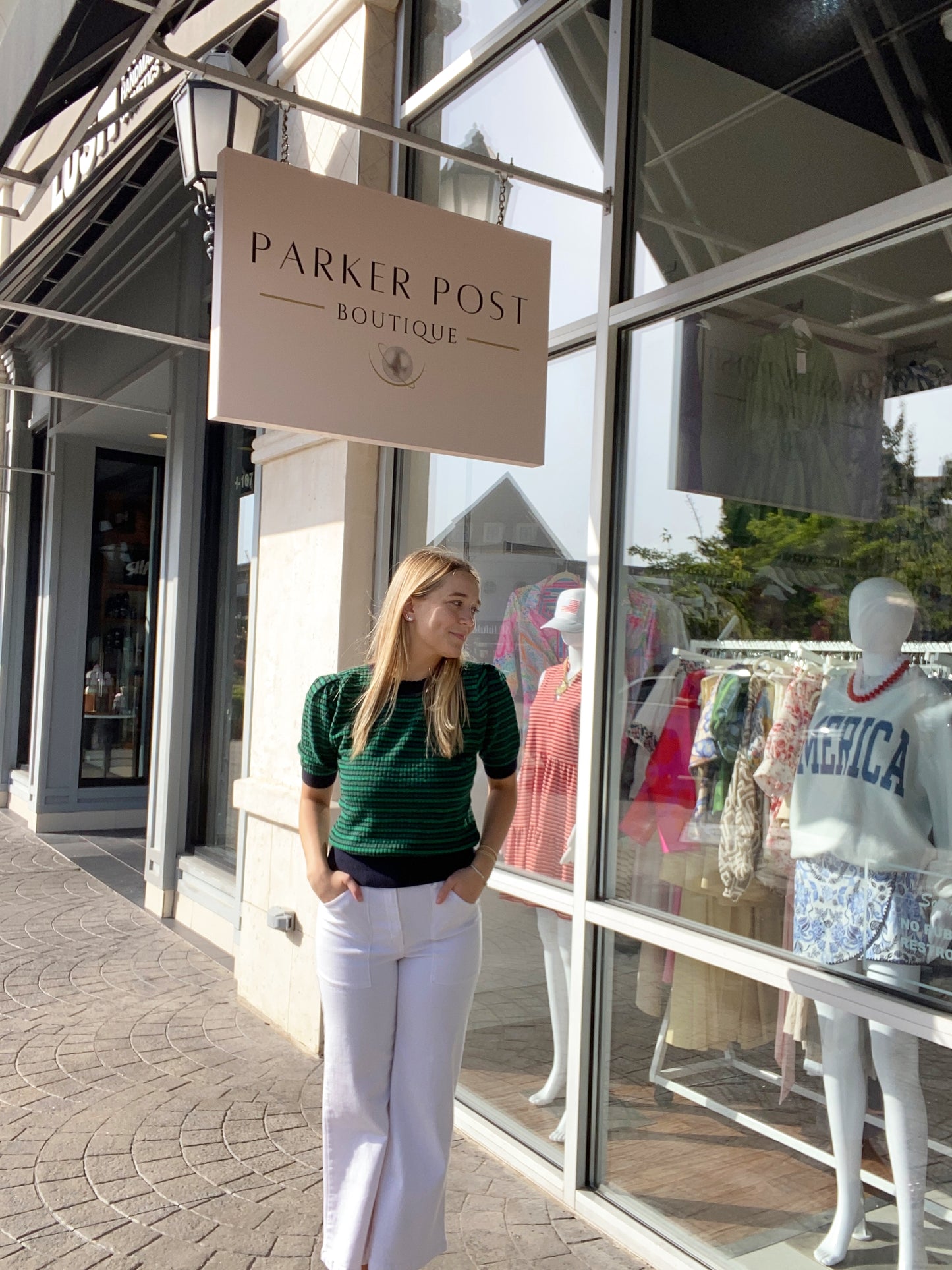 Sophisticate Navy / Green Short Sleeve Sweater