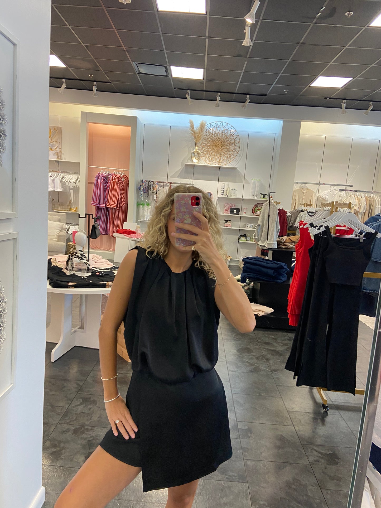 Black Sleeveless Round Neck Romper