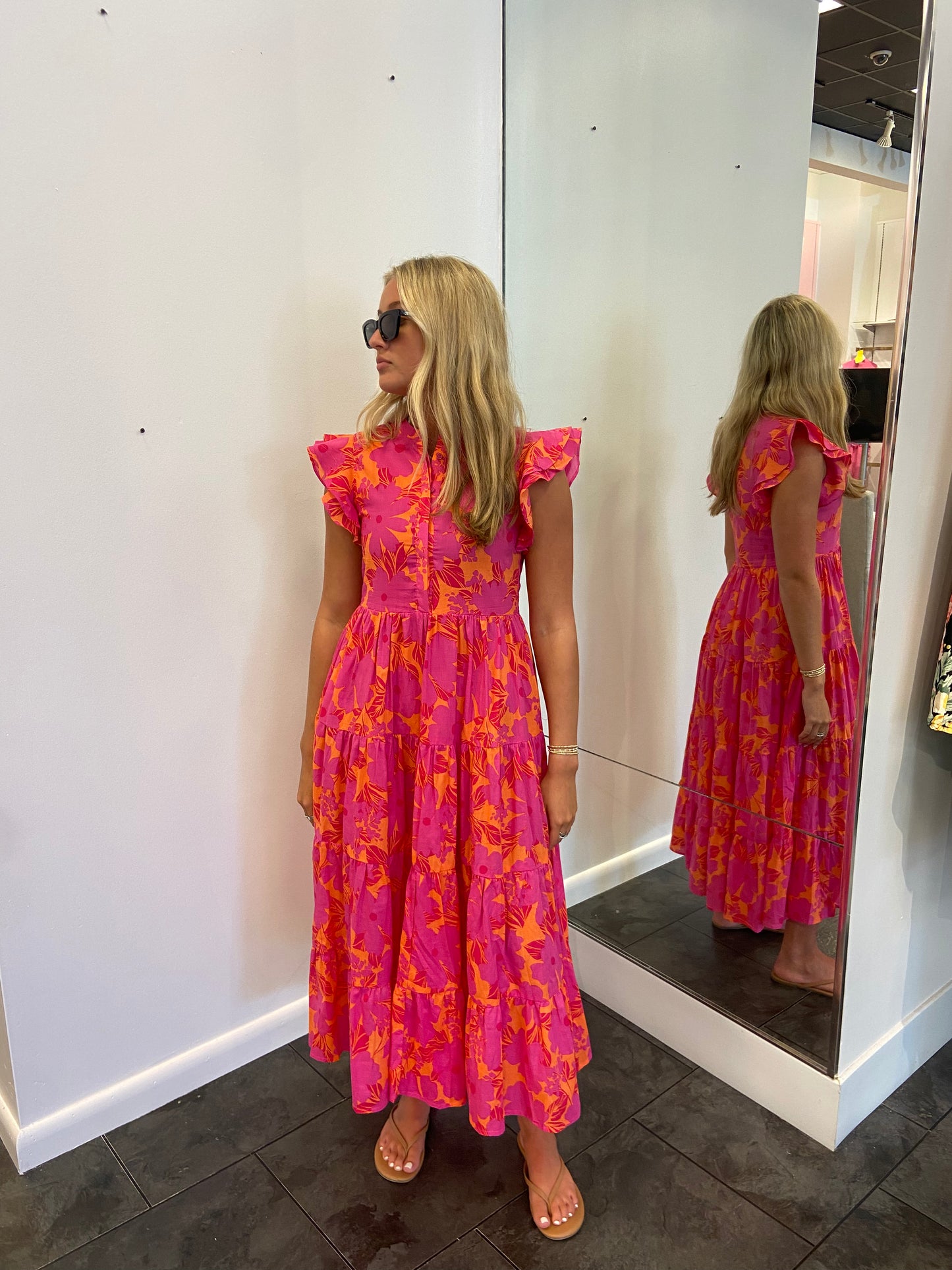KARLIE Tropical Floral Tier Dress