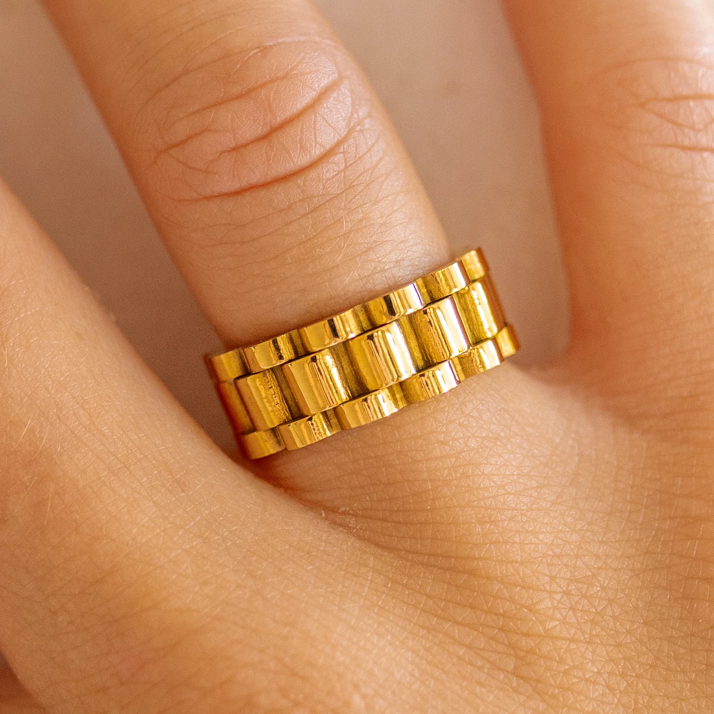 ALCO Lineage Ring Gold