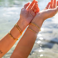 ALCO Gold Serenity Bangle Bracelet