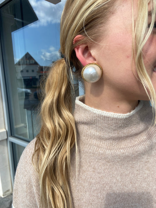 YOCHI Peaceful Pearl Earrings