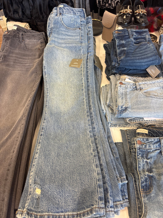 Stanley Mid Rise Boot Cut Jean