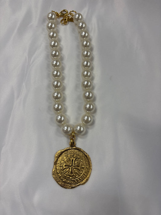 YOCHI Large Cross On Pearl Necklace