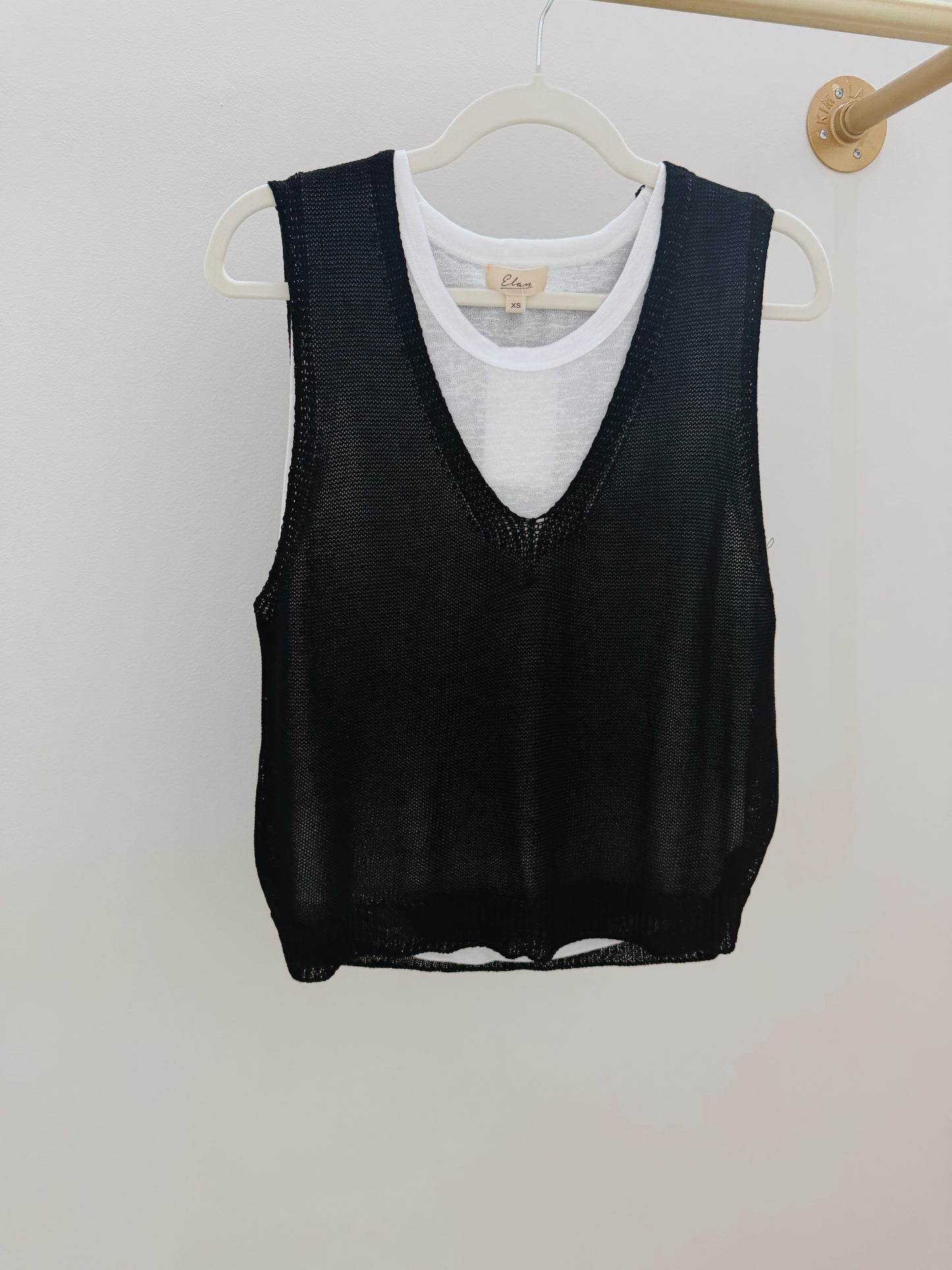 ELAN Ona Black Sleeveless Sweater