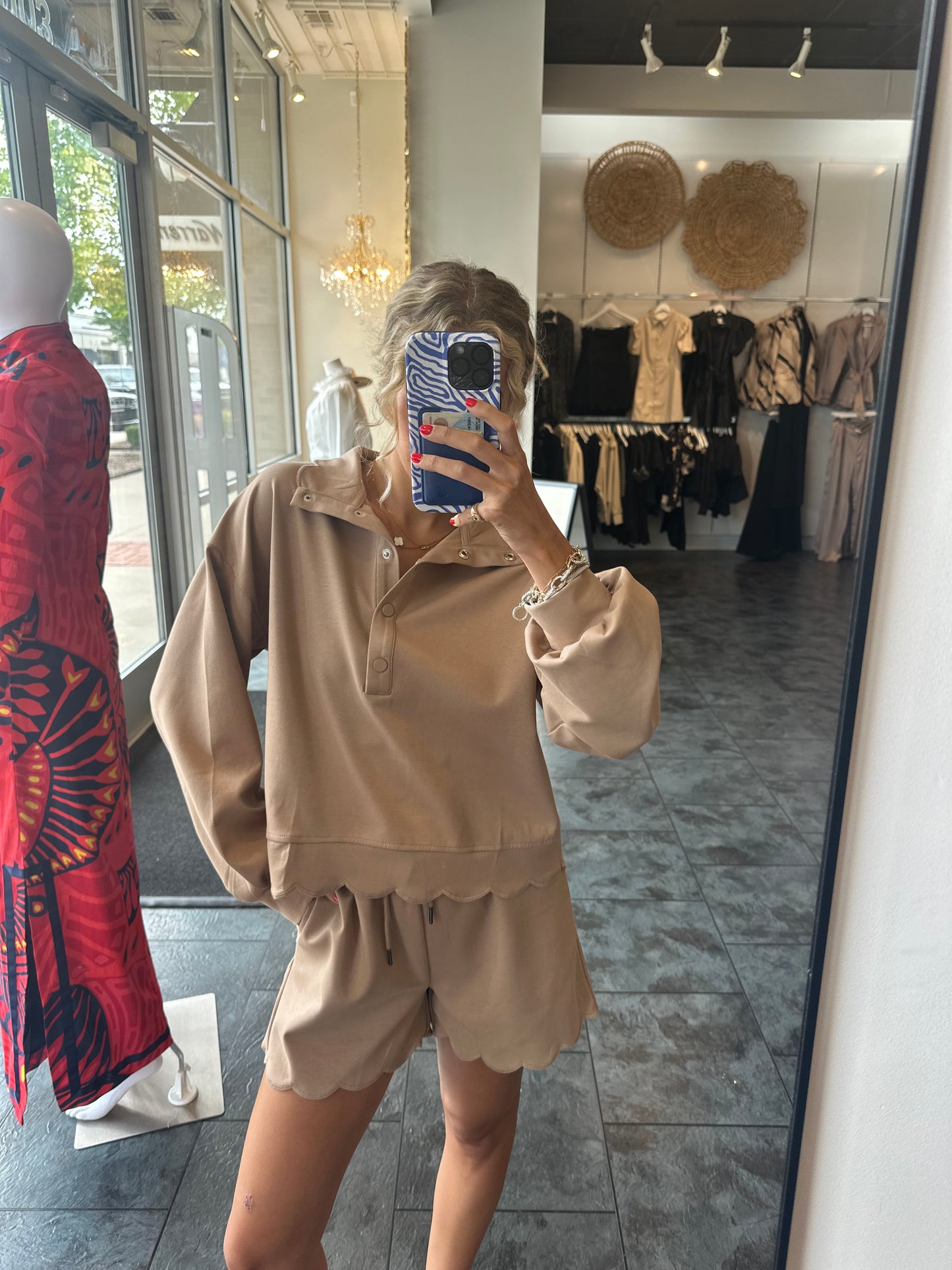 Mocha Scallop Trim Shorts