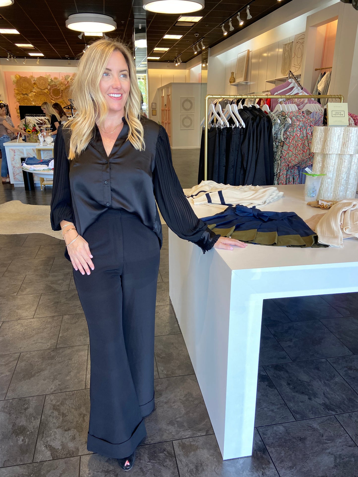 Black Stretch Bottom Roll Up Pants