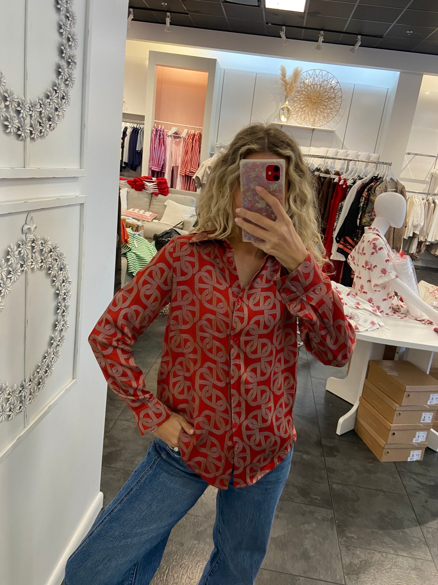 ASTRID Red Link Silky Button up