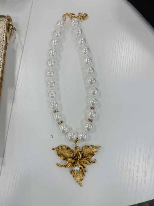 YOCHI Pearl Necklace with Gold Flower with Center Pearl