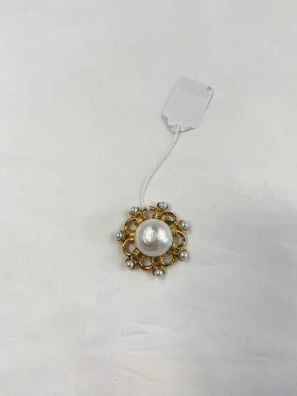 Kimber Pearl Broach