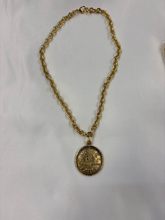 YOCHI Small Gold Chanel Coin Necklace