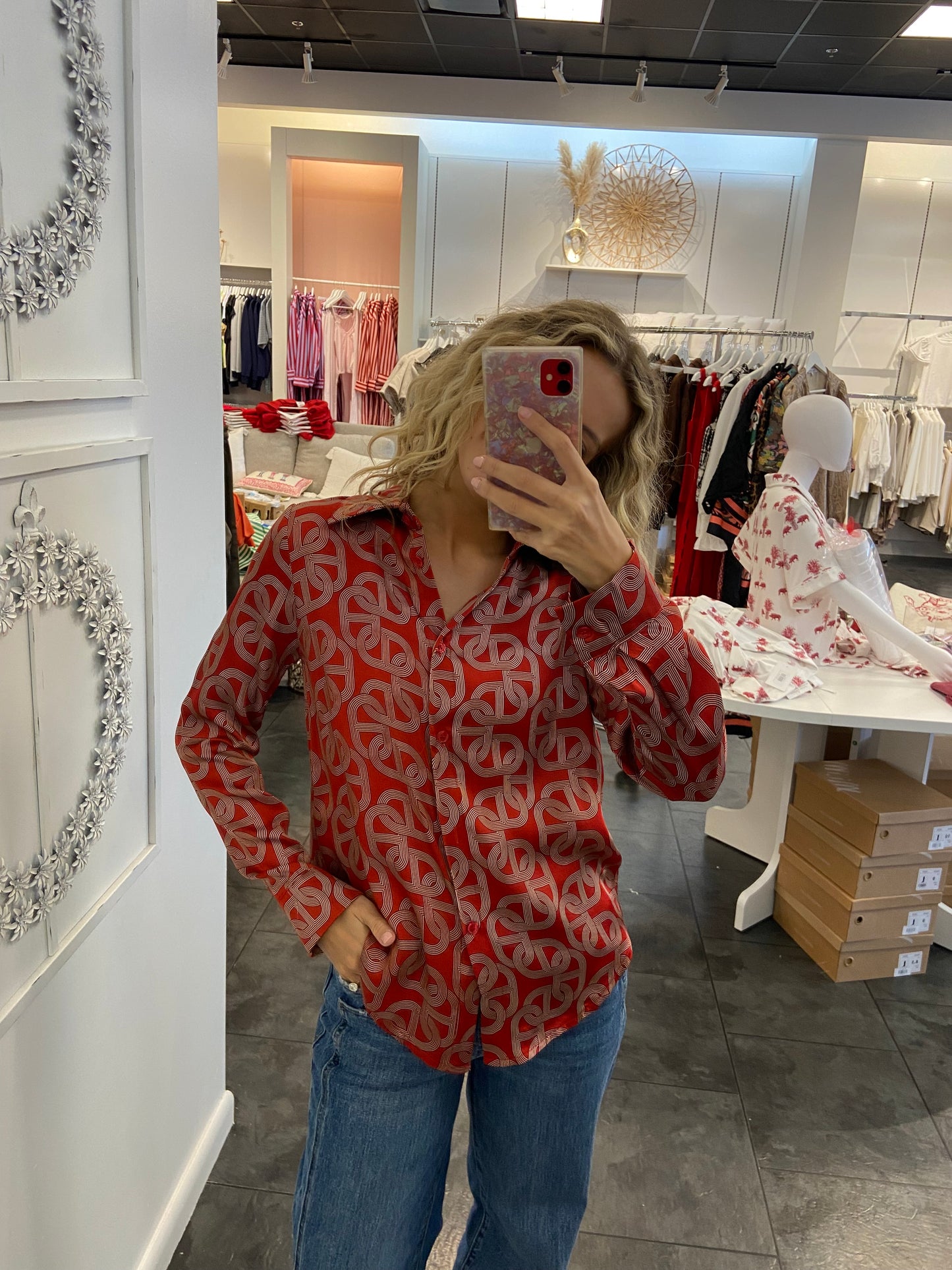 ASTRID Red Link Silky Button up