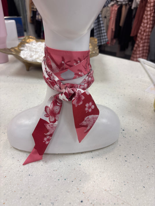 Cardinal and White Heirloom Scarflette