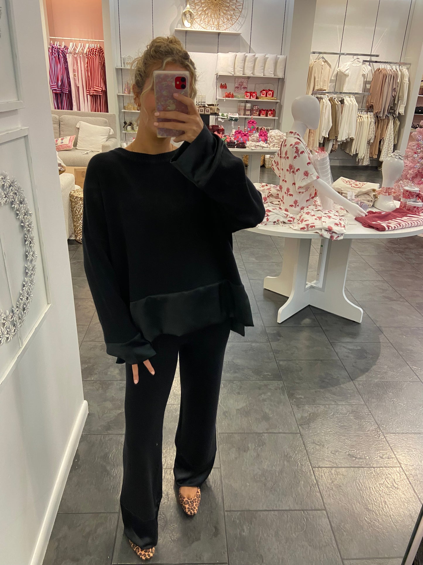 ASTRID Black Sweater with Satin Band