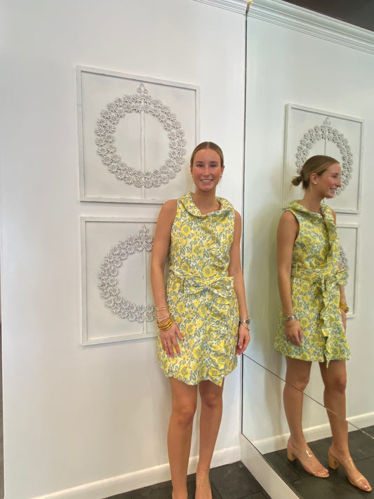 Sunnyside Ruffle Collar Dress