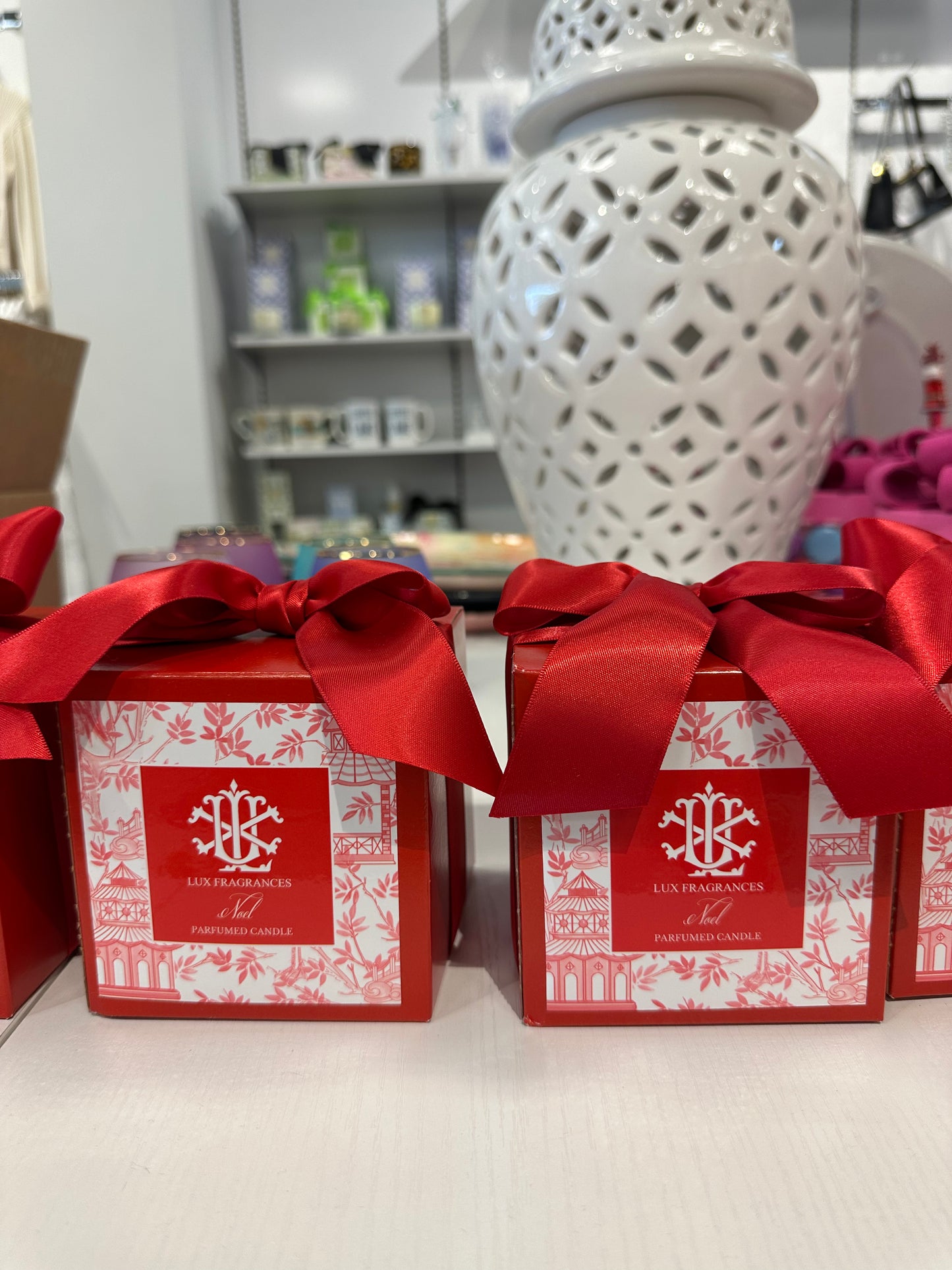 LUX Noel Candle with Red Bow