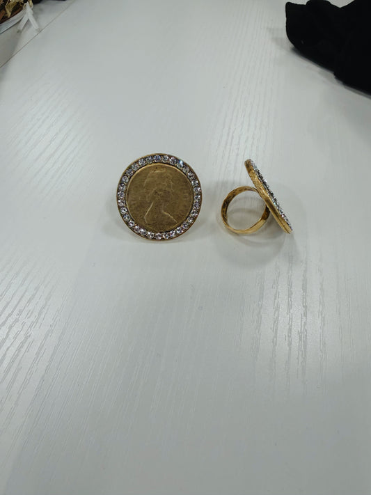 YOCHI Large Gold with Rhinestones Ring