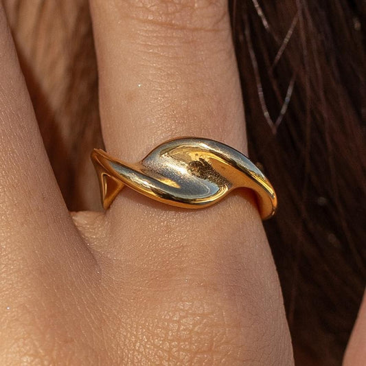 ALCO En Pointe Ring
