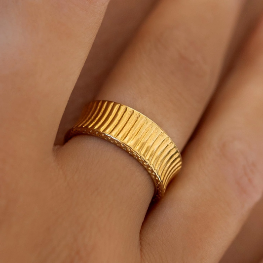 ALCO Roman Ring Gold