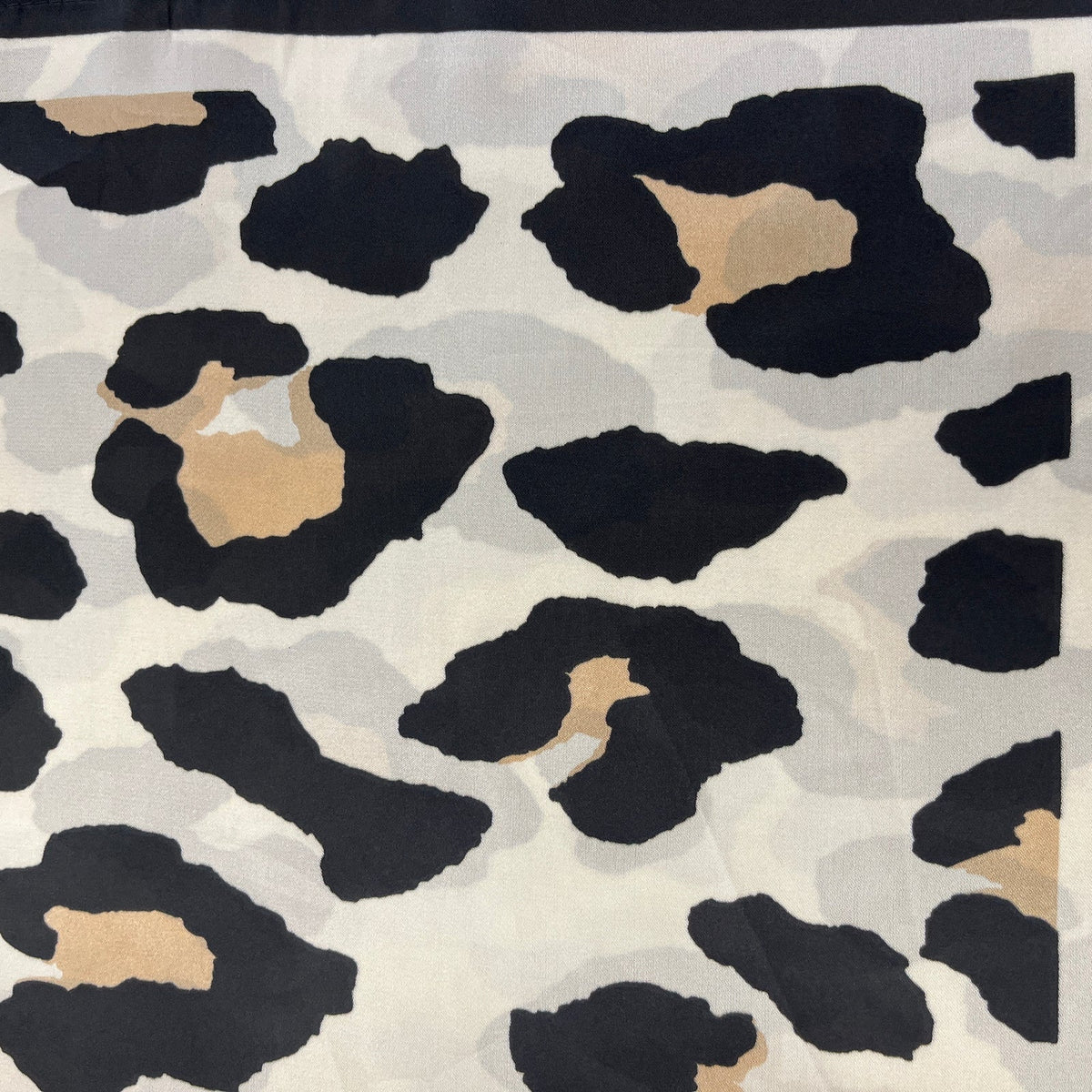 GERMAN FUENTES Ivory  Leopard Scarf