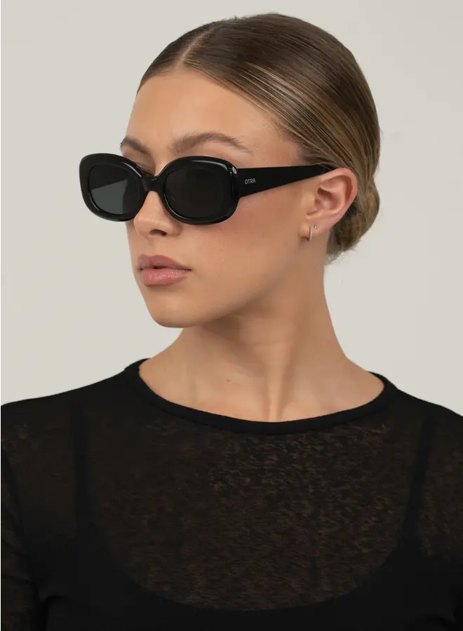 OTRA Viv Sunglasses